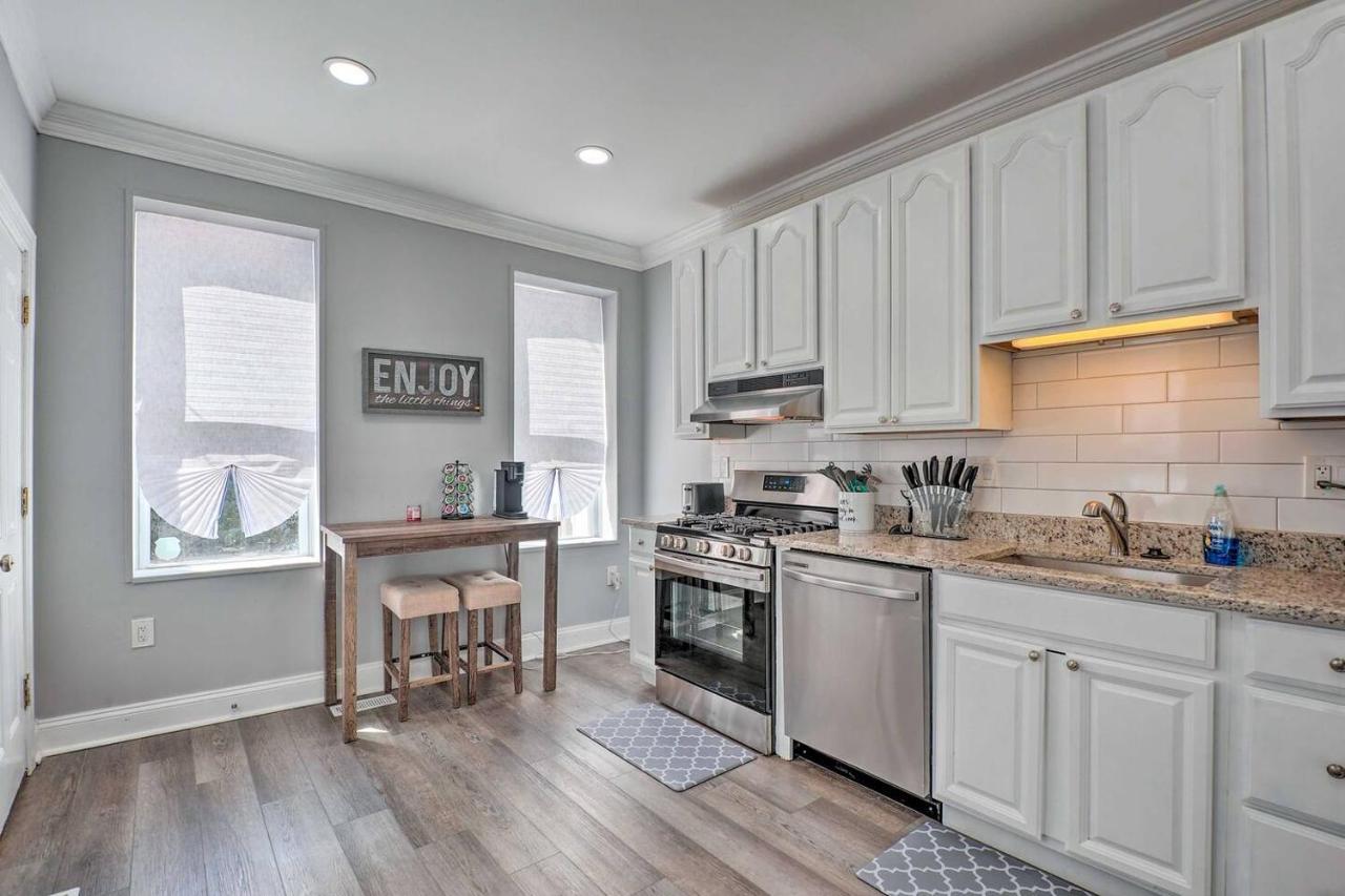 Baltimore Abode, Walk To Cross Street Market! Bagian luar foto